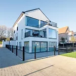 Luxurious 2br With Pool And Parking De Haan
