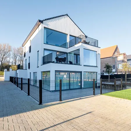 Luxurious 2br With Pool And Parking De Haan