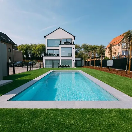 Luxurious 2br With Pool And Parking * De Haan