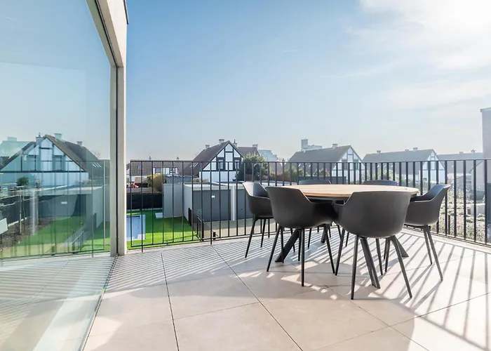 Apartment Luxurious 2br With Pool And Parking De Haan